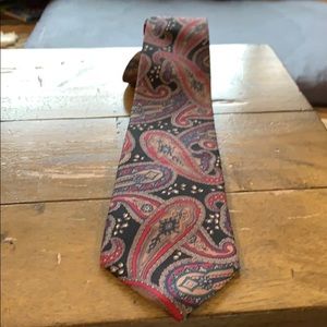 EUC Bert Pulitzer Paisley Silk Tie